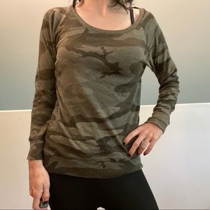 Aritzia TNA camo longsleeve